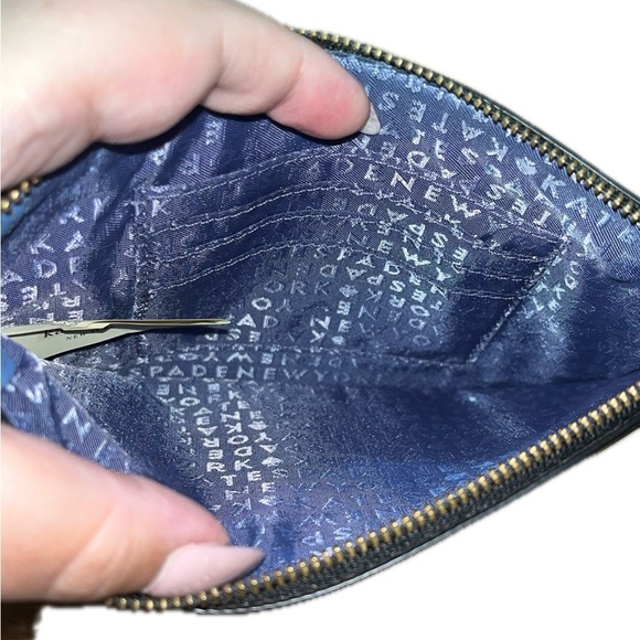 Kate Spade Laurel Way Tinie Tile Blue / Cement White / Black - Picture 3 of 6